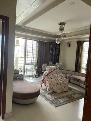 বনানীর হোয়াইট প্রপার্টিতে ৩ বেডরুমের অ্যাপার্টমেন্ট বিক্রয়