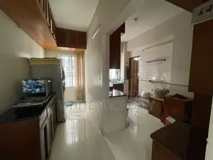 বনানীর হোয়াইট প্রপার্টিতে ৩ বেডরুমের অ্যাপার্টমেন্ট বিক্রয়