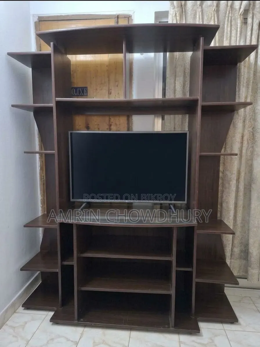 Hatil TV Cabinet