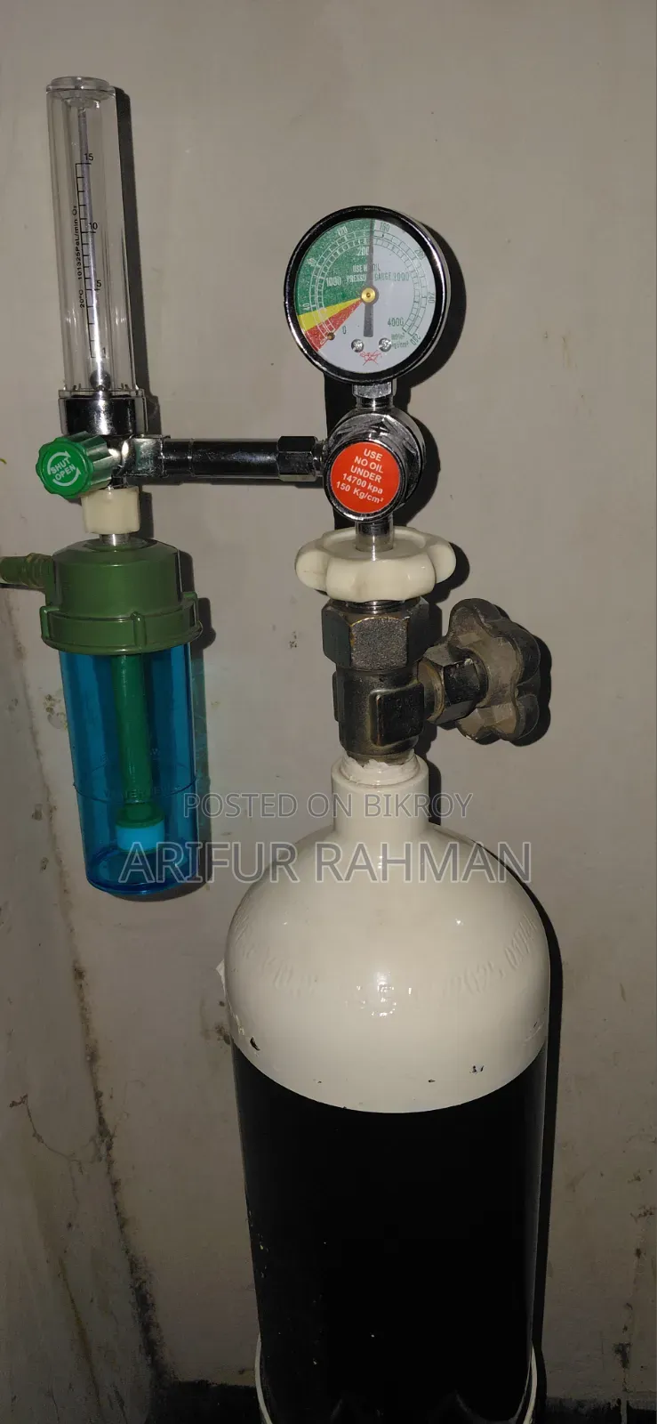 Oxygen Cylinder