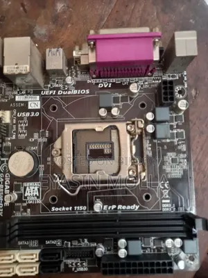Desktop Computer Gigabyte GB-BRi7-8550 8GB Intel Core i5 SSHD+SSD 1T