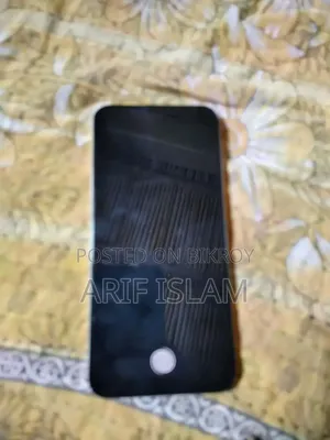 নতুন রিয়েলমি ১৫টি ২৫৬ জিবি