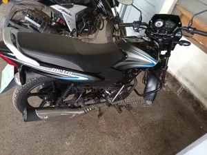 TVS Metro 2025 Black