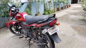 বাজাজ প্লাটিনা ১০০ ২০১৩ লাল