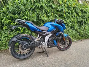 Bajaj Pulsar N160 2023 Blue