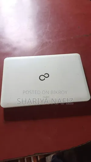 ল্যাপটপ Fujitsu Lifebook AH532 2GB Intel Celeron HDD 128GB