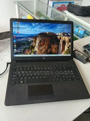Laptop HP 15 4GB Intel Celeron HDD 500GB