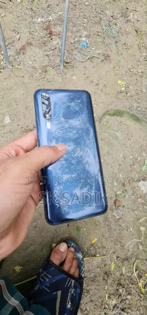 Vivo Y19 128 GB Blue