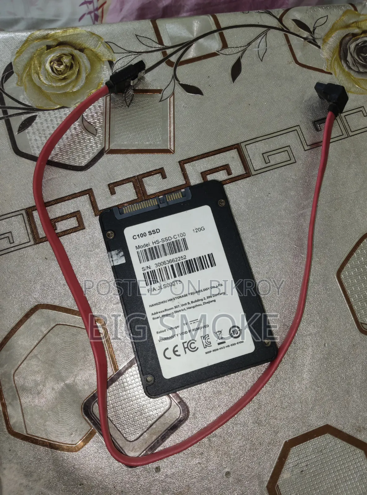 128GB SSD + Sata Cable