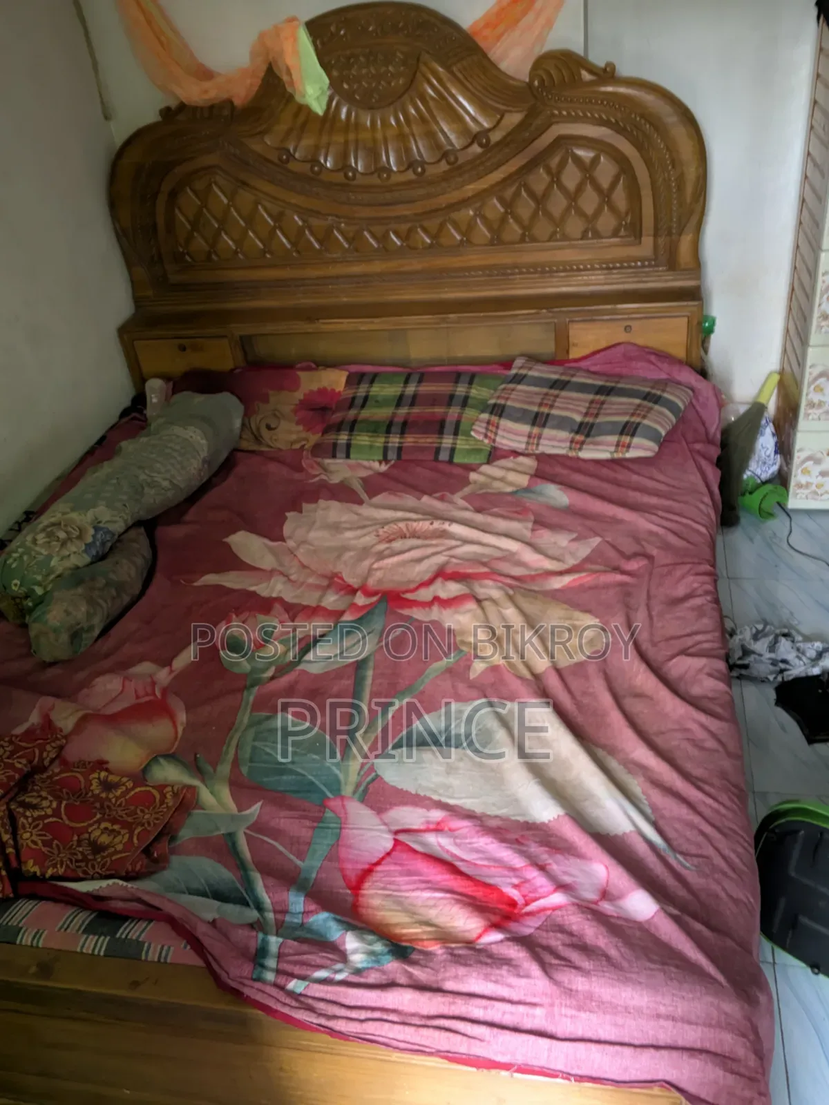 এই খাটি বিক্রি করা হবে