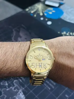 নতুন হাতঘড়ি (প্রিমিয়াম)