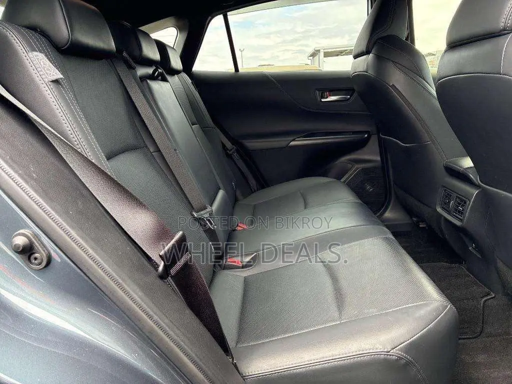 Toyota Harrier 2.0 2021 Gray