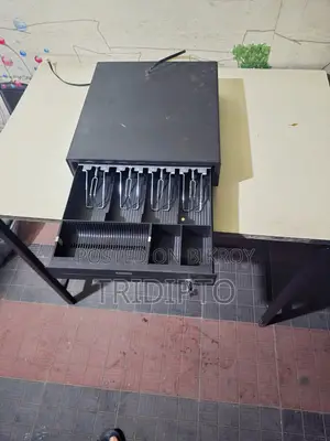 ক্যাশ ড্রয়ার