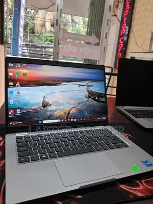 Laptop Dell Latitude 5320 16GB Intel Core I5 SSD 256GB