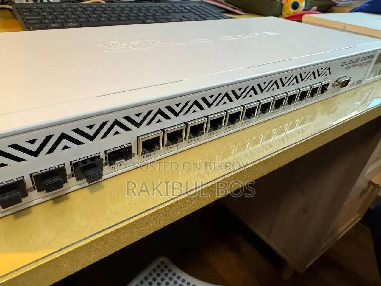 Mikrotik CCR1036 - 12G - 4S
