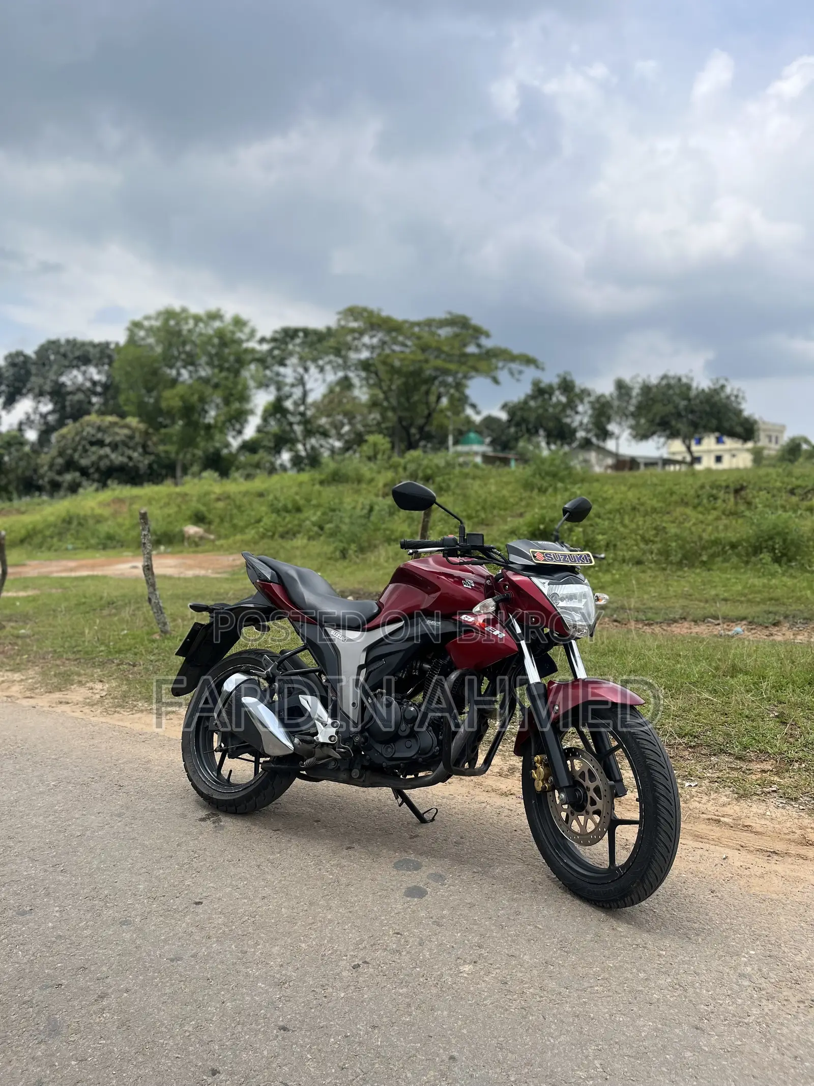 Suzuki Gixxer 2017