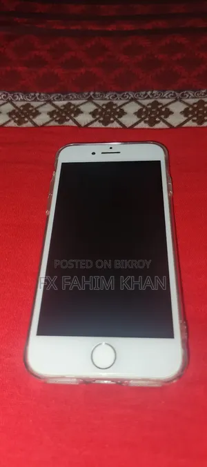 অ্যাপল আইফোন ৮ ৬৪ জিবি হোয়াইট