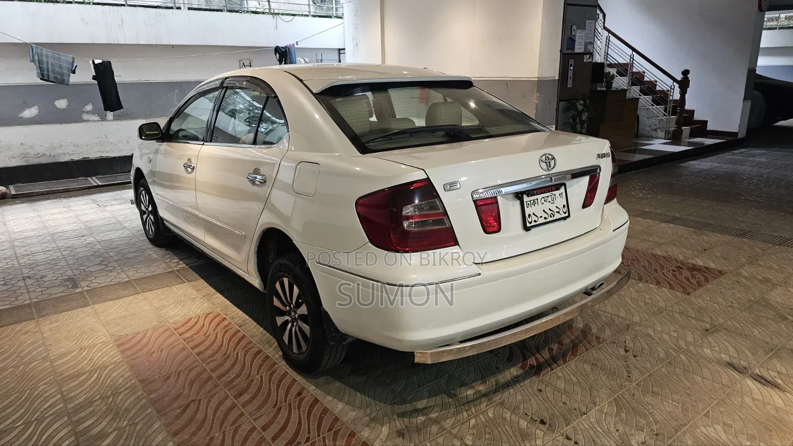 Toyota Premio 2005 White