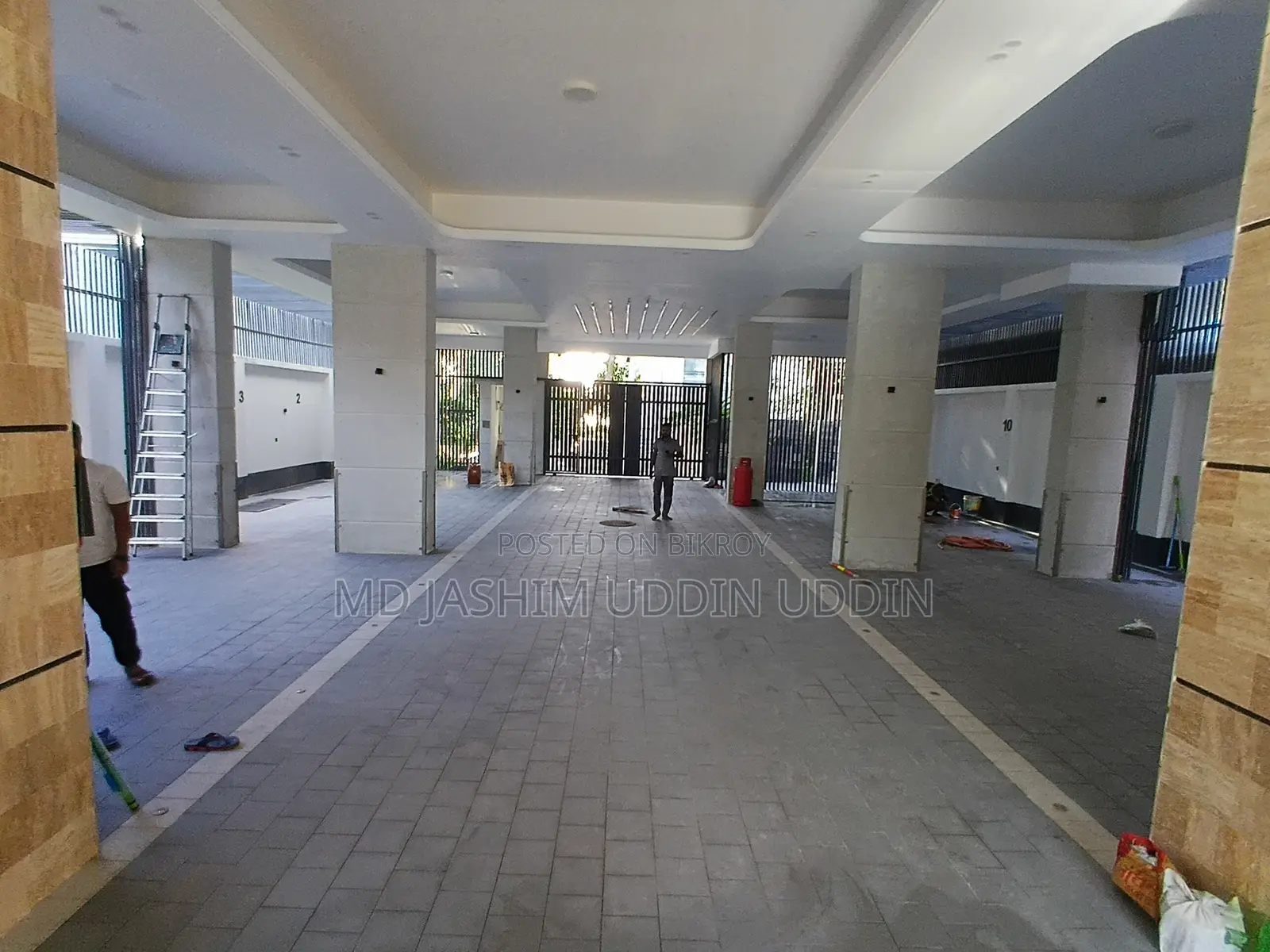 4-Bedroom Apartment in Basundhara for sale