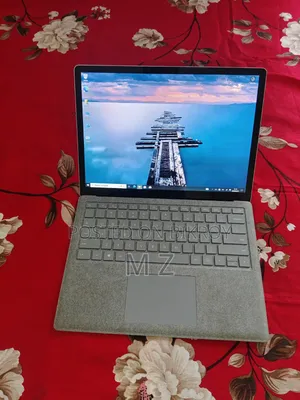 Laptop Microsoft Surface Laptop 2 8GB Intel Core I5 SSD 256GB
