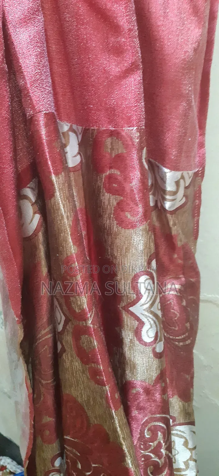 12 curtains will be sold