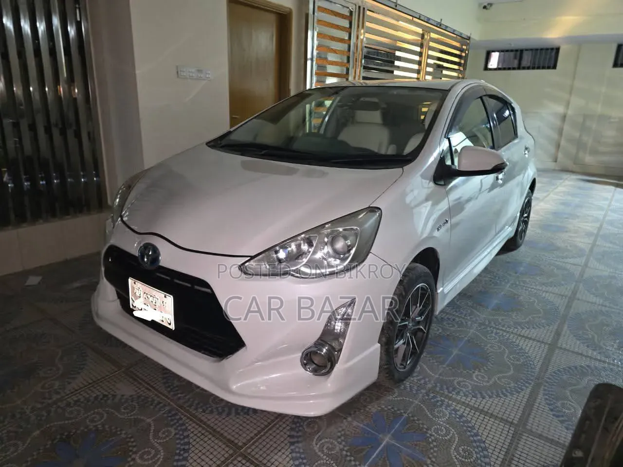 Toyota Aqua 2016 White