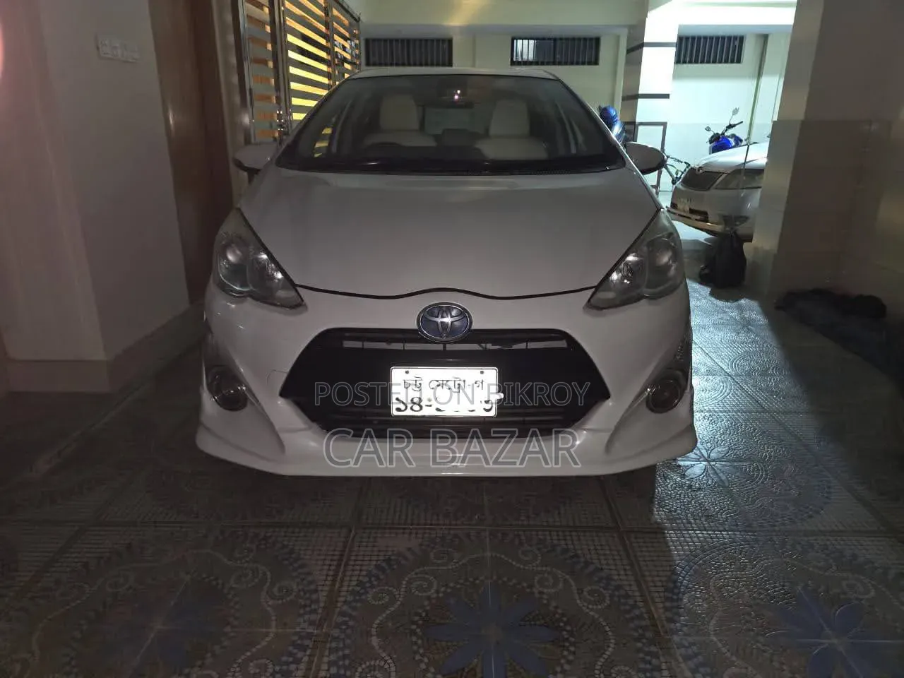 Toyota Aqua 2016 White