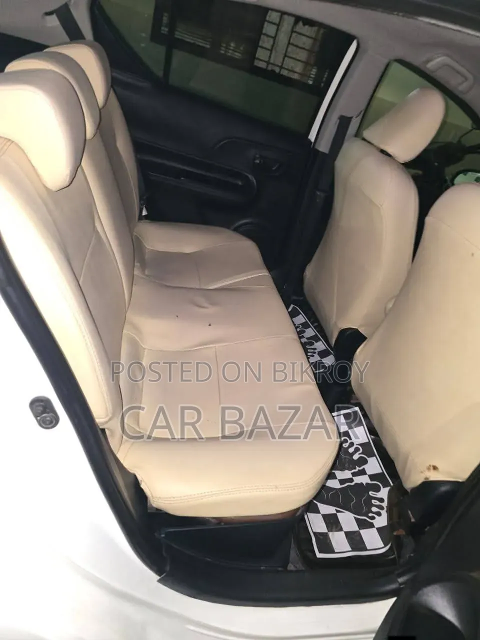 Toyota Aqua 2016 White