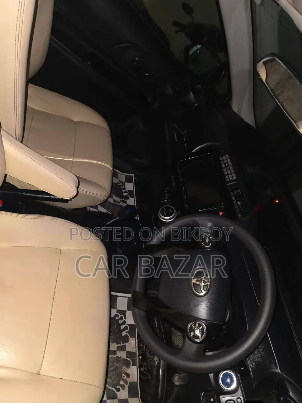 Toyota Aqua 2016 White