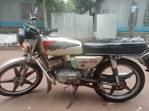 Yamaha 2022 Silver
