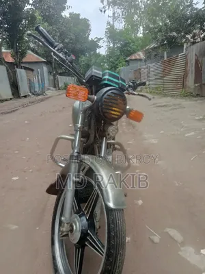 Yamaha 2022 Silver
