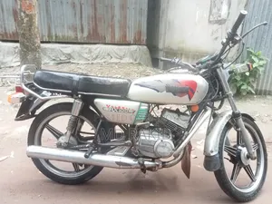 Yamaha 2022 Silver
