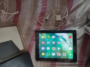 অ্যাপল আইপ্যাড ৪ ওয়াই-ফাই ১৬ জিবি ব্ল্যাক