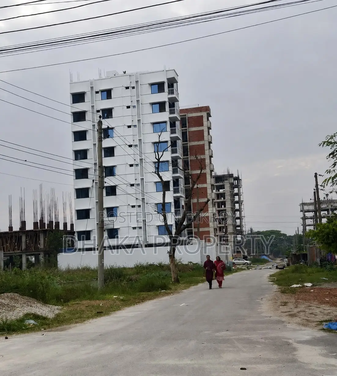 Nearby Park 3 Katha East at Sector-17/H