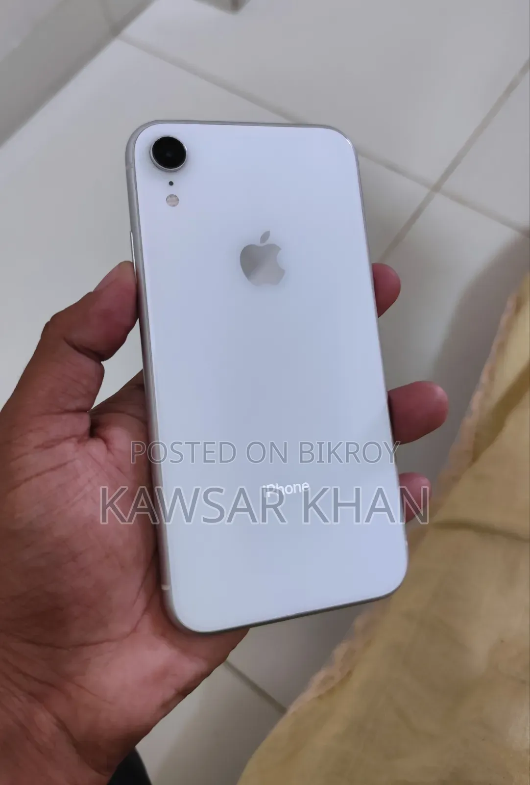 অ্যাপল আইফোন এক্সআর ৬৪ জিবি হোয়াইট