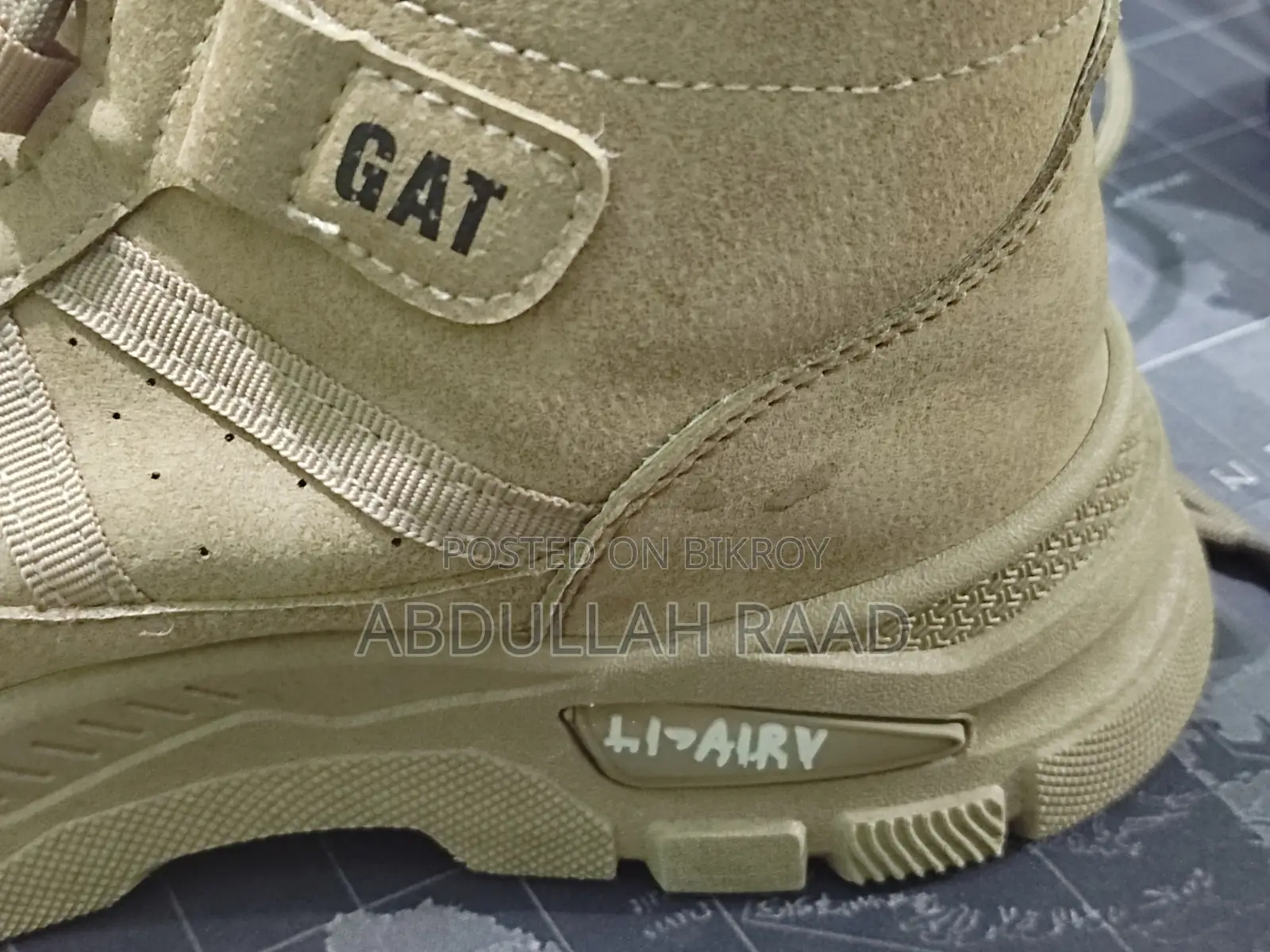 CAT Men's Casual Shoes – Used – Size : 42-43
