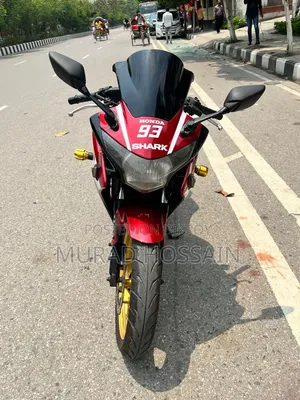 Honda CBR 2014 Red