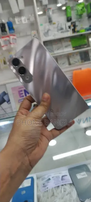 Vivo Y04 64 GB Silver