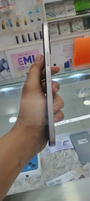 Vivo Y04 64 GB Silver