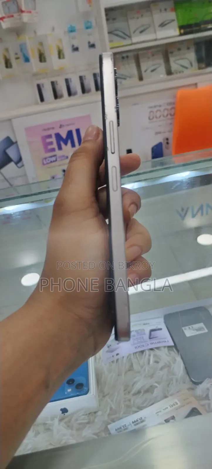 Vivo Y04 64 GB Silver