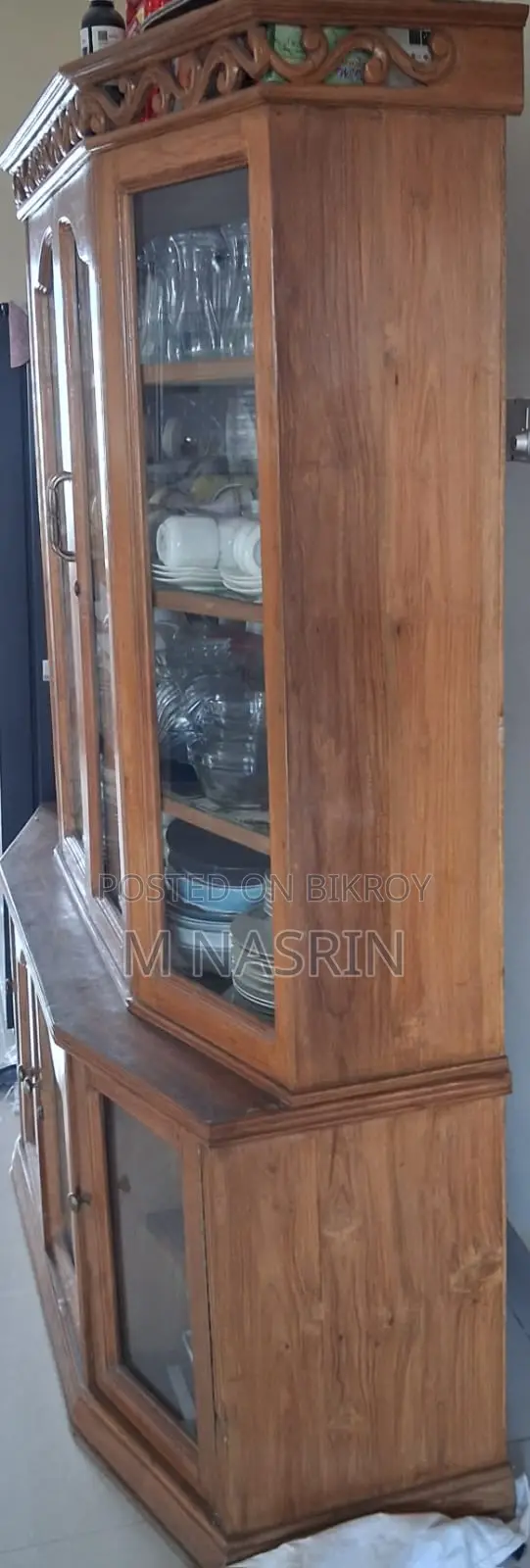 টু পার্ট সেগুন কাঠের শোকেস