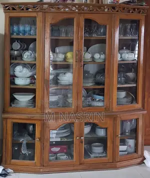 টু পার্ট সেগুন কাঠের শোকেস