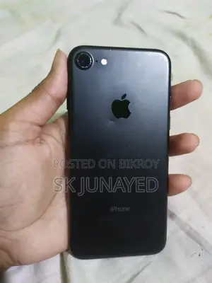 অ্যাপল আইফোন ৭ ১২৮ জিবি ব্ল্যাক