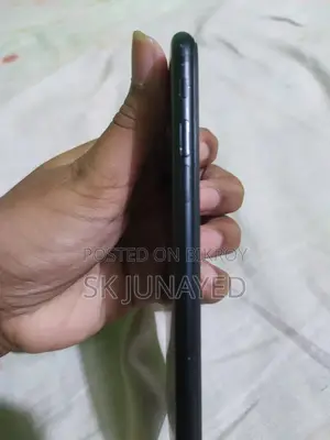 অ্যাপল আইফোন ৭ ১২৮ জিবি ব্ল্যাক