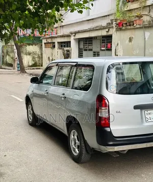 টয়োটা প্রবক্স ২০০৪ সিলভার