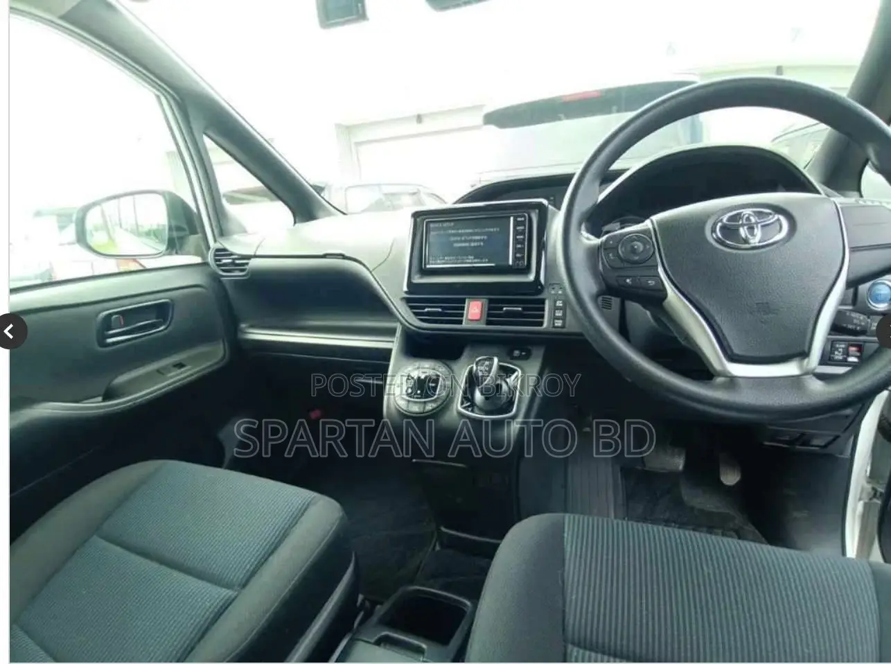 Toyota Noah 2021 Pearl