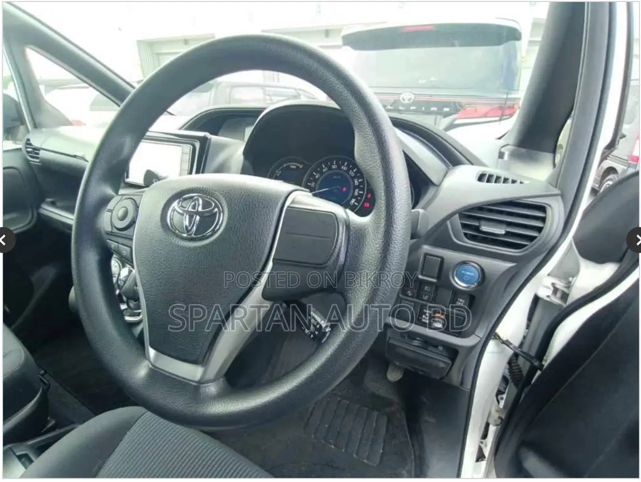 Toyota Noah 2021 Pearl