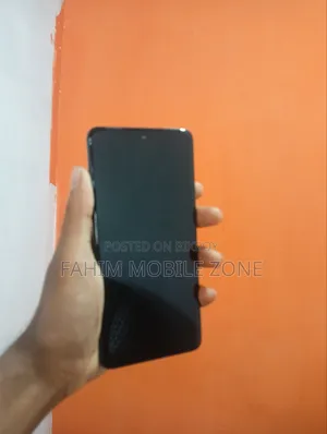 Vivo iQOO Z10 256 GB Black