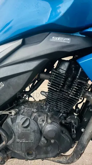 সুজুকি জিক্সার ২০১৯ নীল