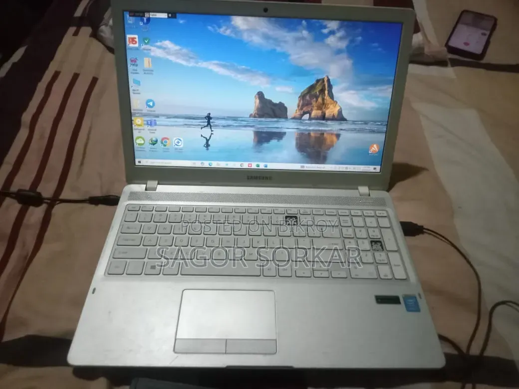 Laptop Samsung 4GB Intel Core i5 SSD 256GB